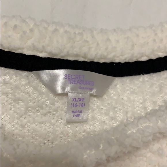 Fuzzy wuzzy - Picture 3 of 3